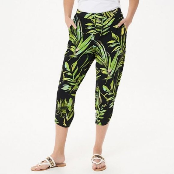 Susan Graver Pants - Susan Graver Liquid Knit Crop Pants with Ruching Detail   451